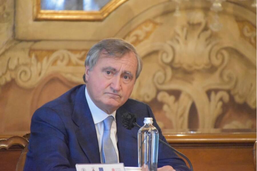 Бывшему мэру Венеции предъявлены обвинения по делу о расходах на выборы