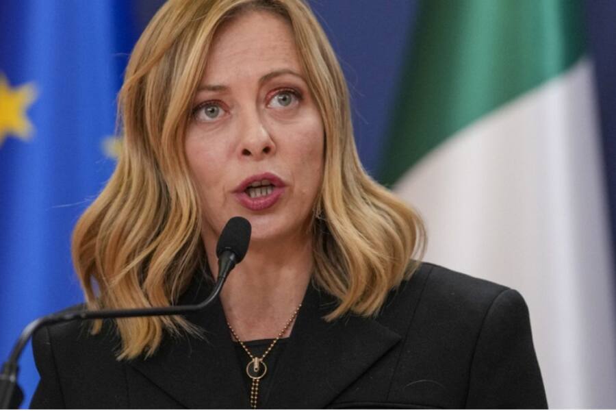 Мелони обвинила часть судей в блокировке мер по борьбе с незаконной иммиграцией