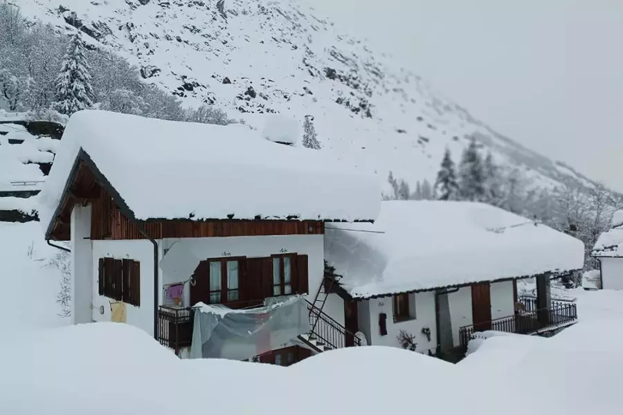 Северо-запад Италии: в Пьемонте за 36 часов полтора метра снега