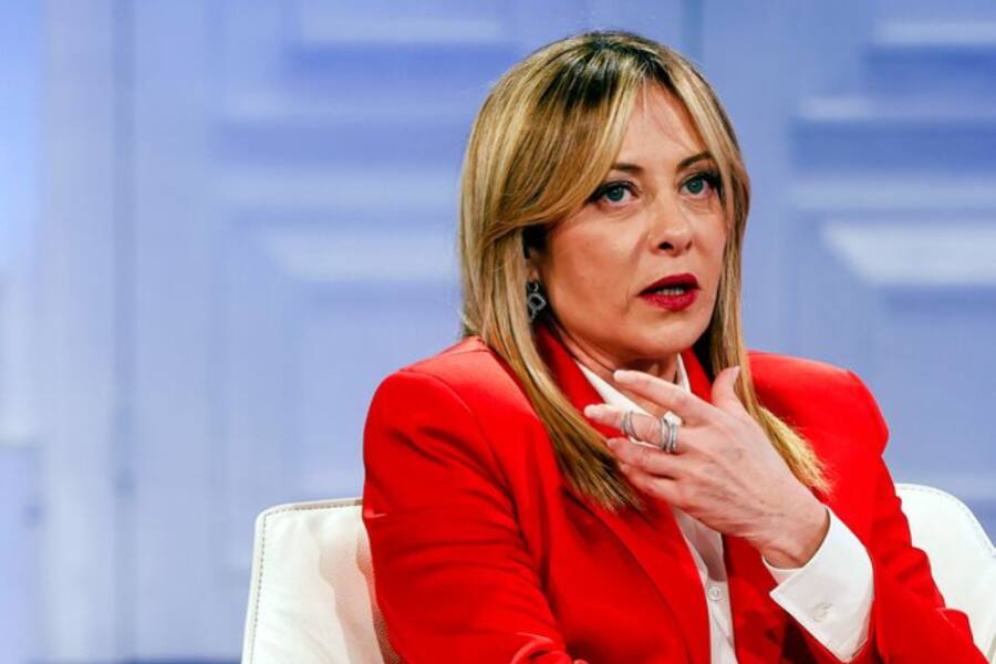 Мелони обвинила часть СМИ в «закулисных манипуляциях»