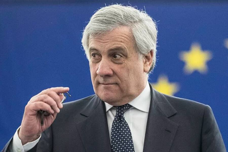 Таяни провёл переговоры с наследниками Берлускони о будущем партии