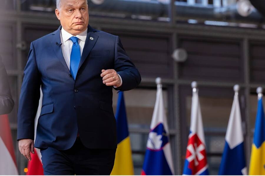 Саммит ЕС не смог убедить Орбана снять вето на помощь Украине