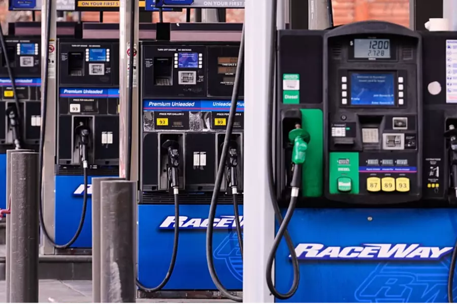 Цены на нефть резко выросли из-за войны на Ближнем Востоке