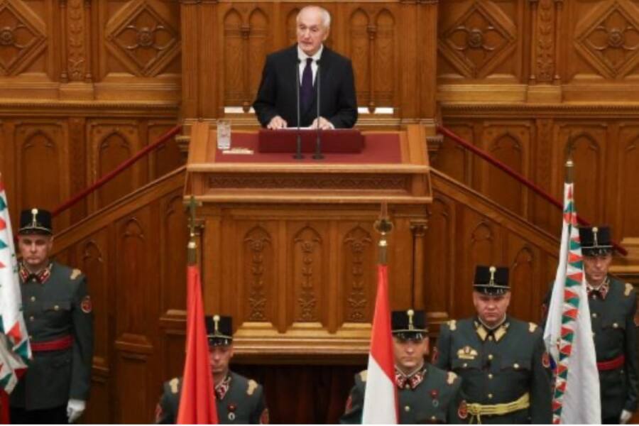 Андраш Бака стал президентом Венгрии спустя 15 лет после конфликта с Орбаном