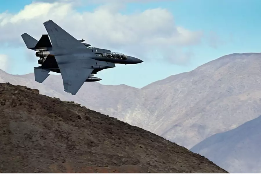 В Иране спасли пропавшего пилота США сбитого самолета F-15