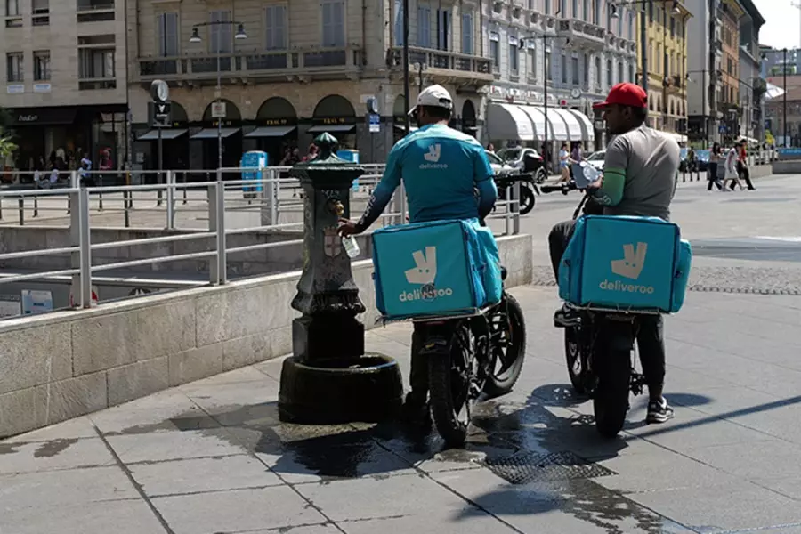 Антимонопольная служба Италии начала расследование против Glovo и Deliveroo