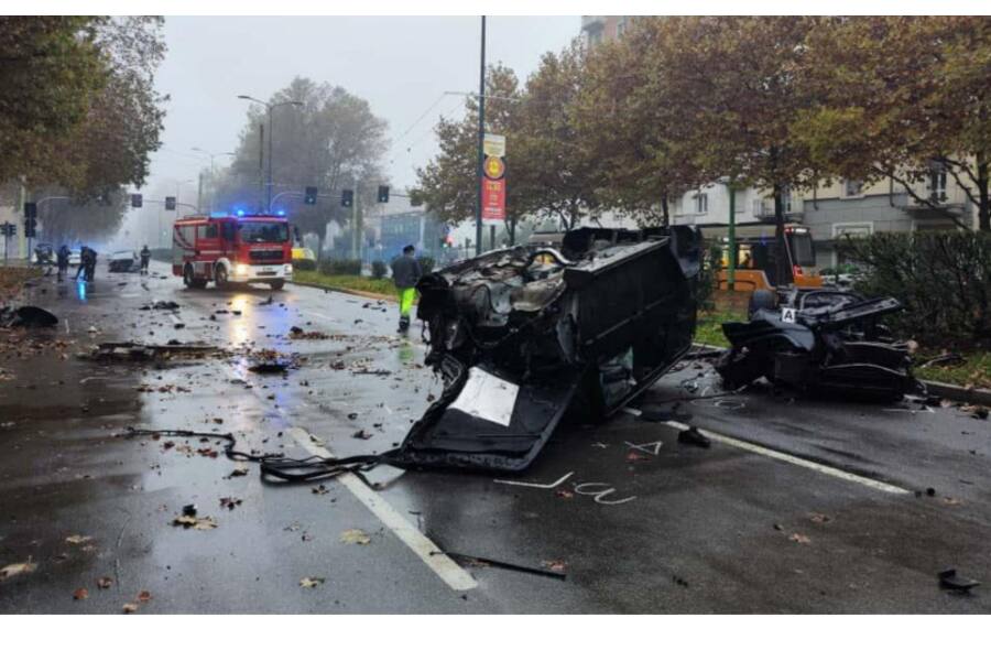 Жёсткое ДТП в Милане: внедорожник перевернулся, загорелся — 21-летний в крайне тяжёлом состоянии