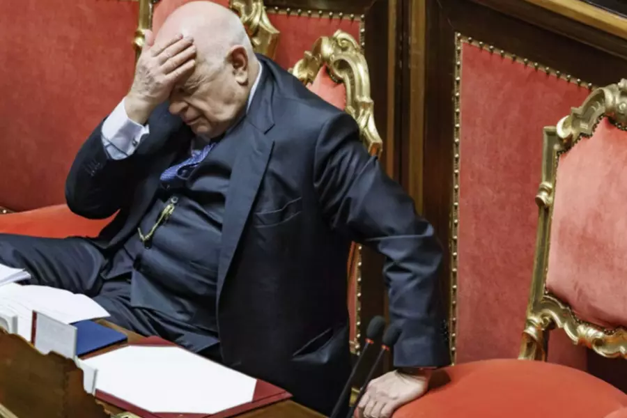 ЕС заставляет Италию вернуть статью «злоупотребление властью»