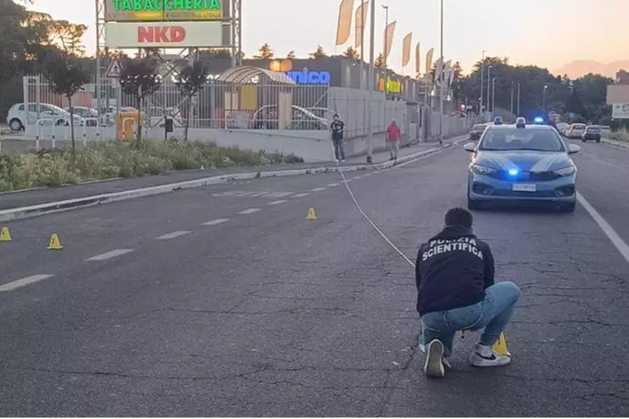 В Риме пожилая женщина, находясь в машине, получила огнестрельное ранение