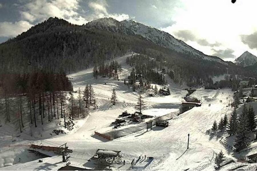 Лавина в Пьемонте: в Вал ди Суса под снежным обвалом могли оказаться люди