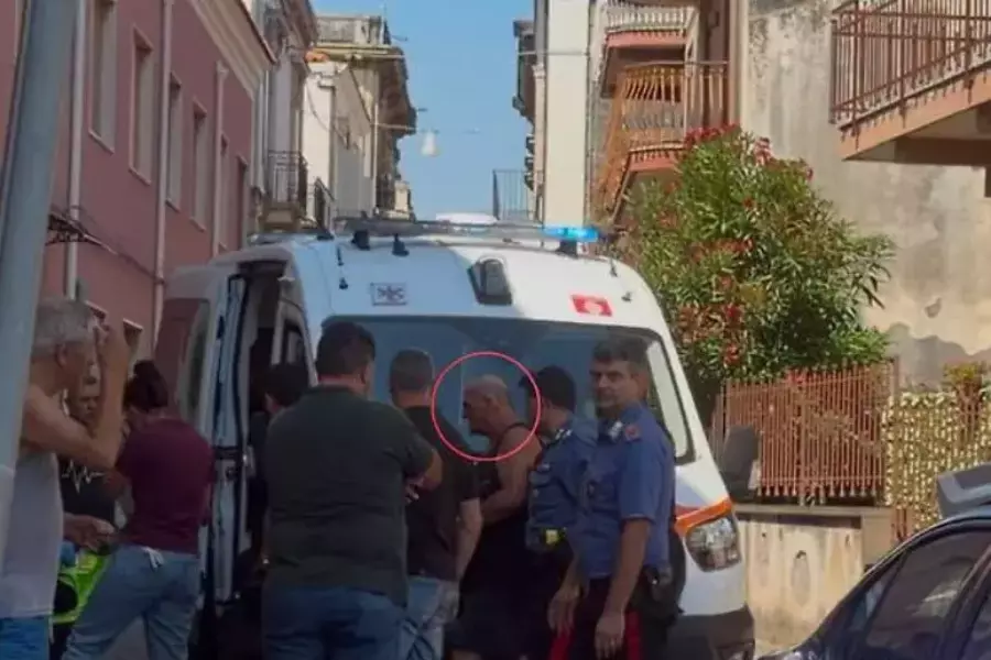 Брат убил брата на глазах у прохожих: трагедия на набережной Сицилии