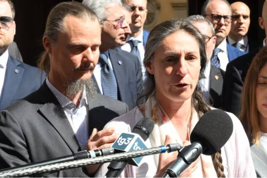 «Мы хотим снова быть семьёй»: родители из леса обратились к главе Сената Италии