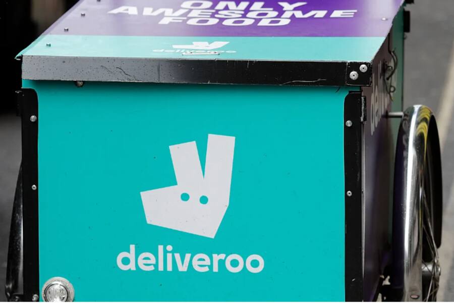 В Италии начато расследование против Deliveroo из-за условий труда курьеров