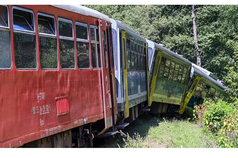 В Словакии столкнулись два поезда: десятки пострадавших, есть тяжелораненые