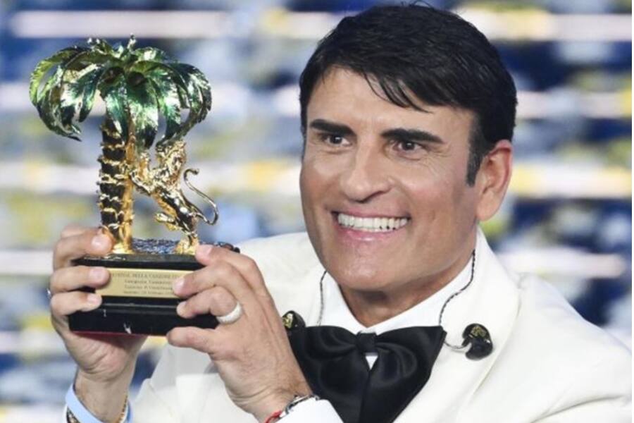 Сал Да Винчи выиграл Sanremo 2026 с песней «Per sempre sì»