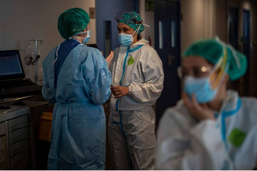 Испания возвращает всеобщее здравоохранение: доступ расширен для мигрантов