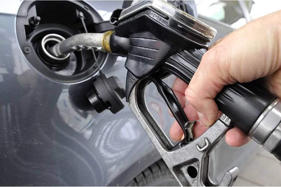 В Германии цены на топливо превысили исторические уровни