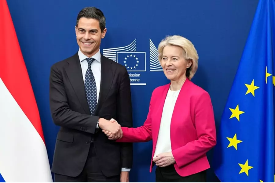 Премьер Нидерландов Роб Йеттен в Брюсселе призвал сократить право вето в ЕС