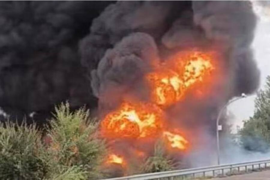 Взрыв автоцистерны с газом вблизи Болоньи: один человек пропал без вести