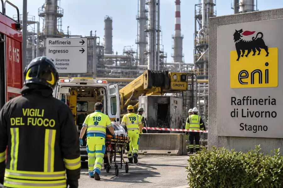 На НПЗ Eni под Ливорно произошёл взрыв трое рабочих пострадали