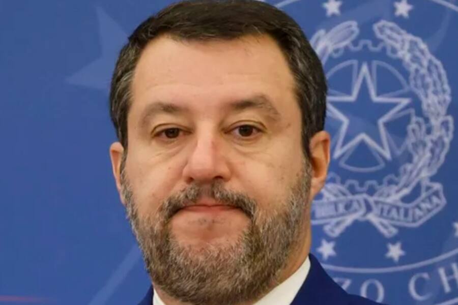 Сальвини допустил игнорирование бюджетных правил ЕС из-за кризиса